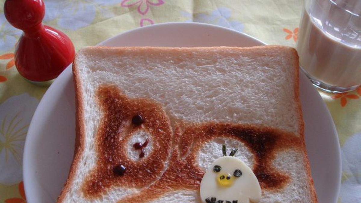 Kreasi Roti Bakar Imut dan Lucu