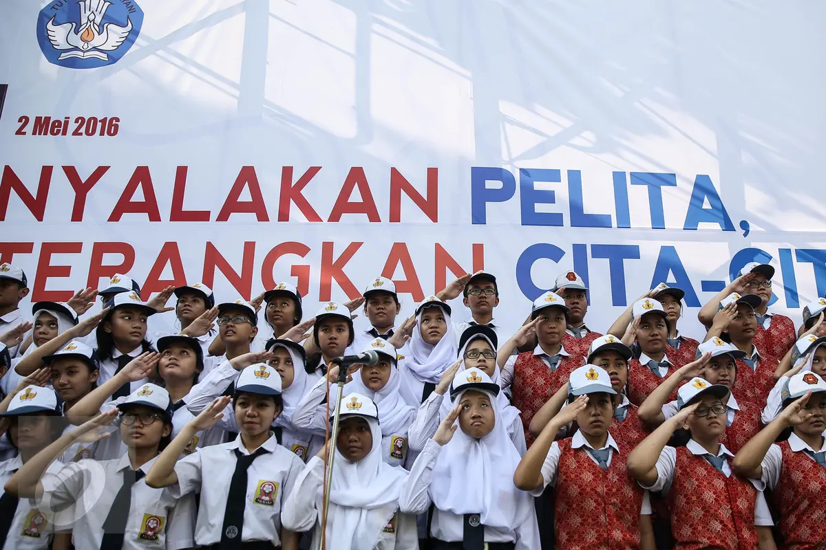 20160502-Anies Baswedan Pimpin Upacara Hari Pendidikan Nasional 2016-Jakarta