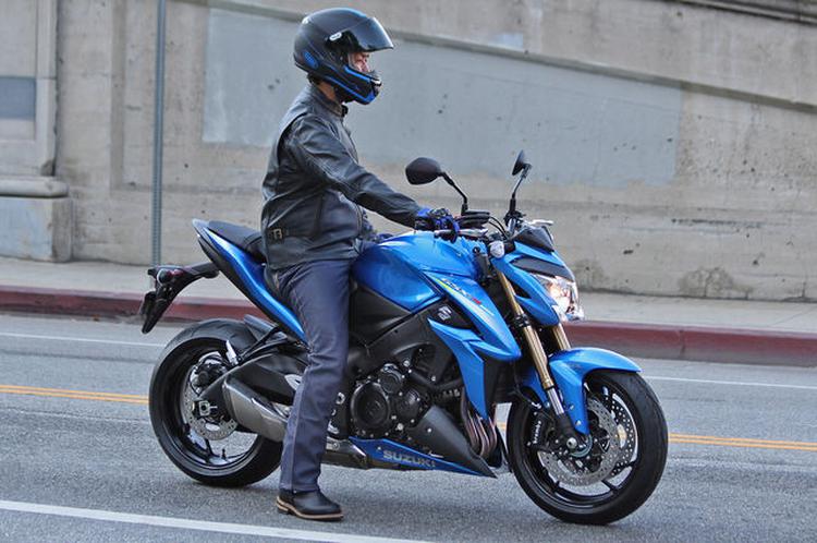 Suzuki online 1000cc naked