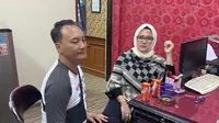 Buron pelaku kumpul kebo ditangkap Kejari Surabaya. (Dian Kurniawan/Liputan6.com).