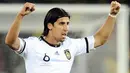 Ekspresi kegembiraan gelandang Jerman Sami Khedira seusai kemenangan timnya 4-1 atas Inggris di babak 16 besar PD 2010 do Free State Stadium, Bloemfontein, 27 Juni 2010. AFP PHOTO / JEWEL SAMAD 