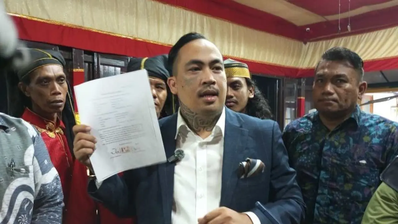 Arie Dumais Kuasa hukum Bupati Gowa Sitti Husniah Talenrang. (Sumber foto Antara).