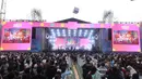 Festival Ramadan terbesar persembahan KapanLagi Youniverse (KLY) ini digelar di Stadion Madya, Kompleks Gelora Bung Karno, Senayan, Jakarta, dengan antusiasme penonton yang luar biasa. Tampak dalam foto, antusias penonton menyaksikan grup band Wali yang saat tampil pada hari kedua gelaran KapanLagi Buka Bareng (KLBB) Festival 2026 di Stadion Madya, Kompleks Gelora Bung Karno, Senayan, Jakarta, Minggu 1 Maret 2026. (Dok/Kapanlagi Youniverse)
