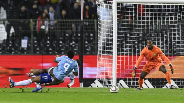 Foto: Gagal Penalti, Momen Kecewa Youri Tielemans saat Belgia Kalah dari Prancis di UEFA Nations League