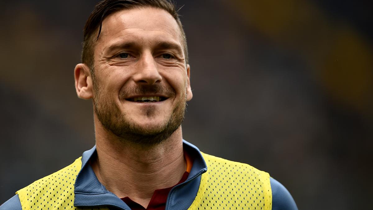 Sudah Uzur, Pangeran Roma Belum Mau Pensiun