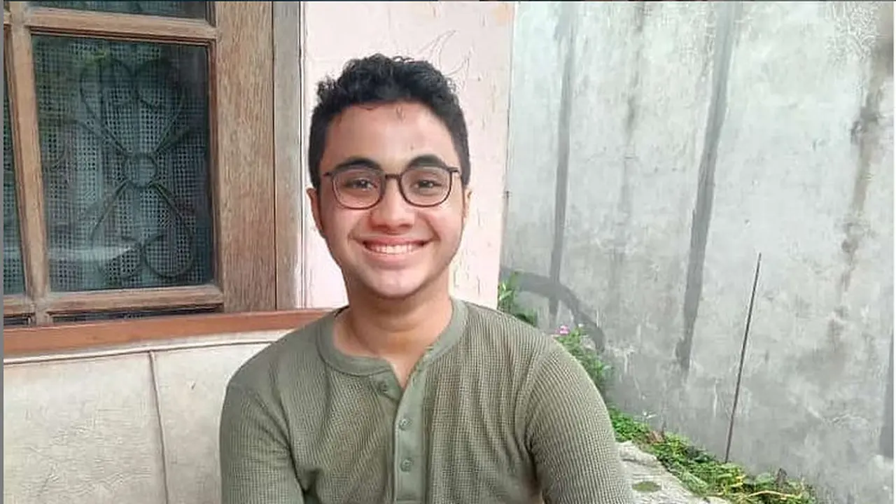 Beranjak Remaja, Ini 6 Potret Terbaru Artis Cilik Nasar Anuz yang Kian Bersinar