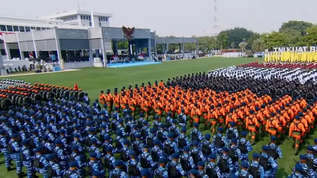 Upacara peringatan HUT ke-81 TNI di Lapangan PRIMA Mabes TNI, Jakarta, Senin (5/10/2026).