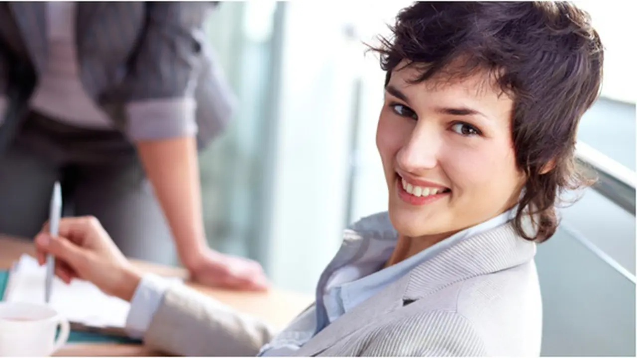 (c) shutterstock