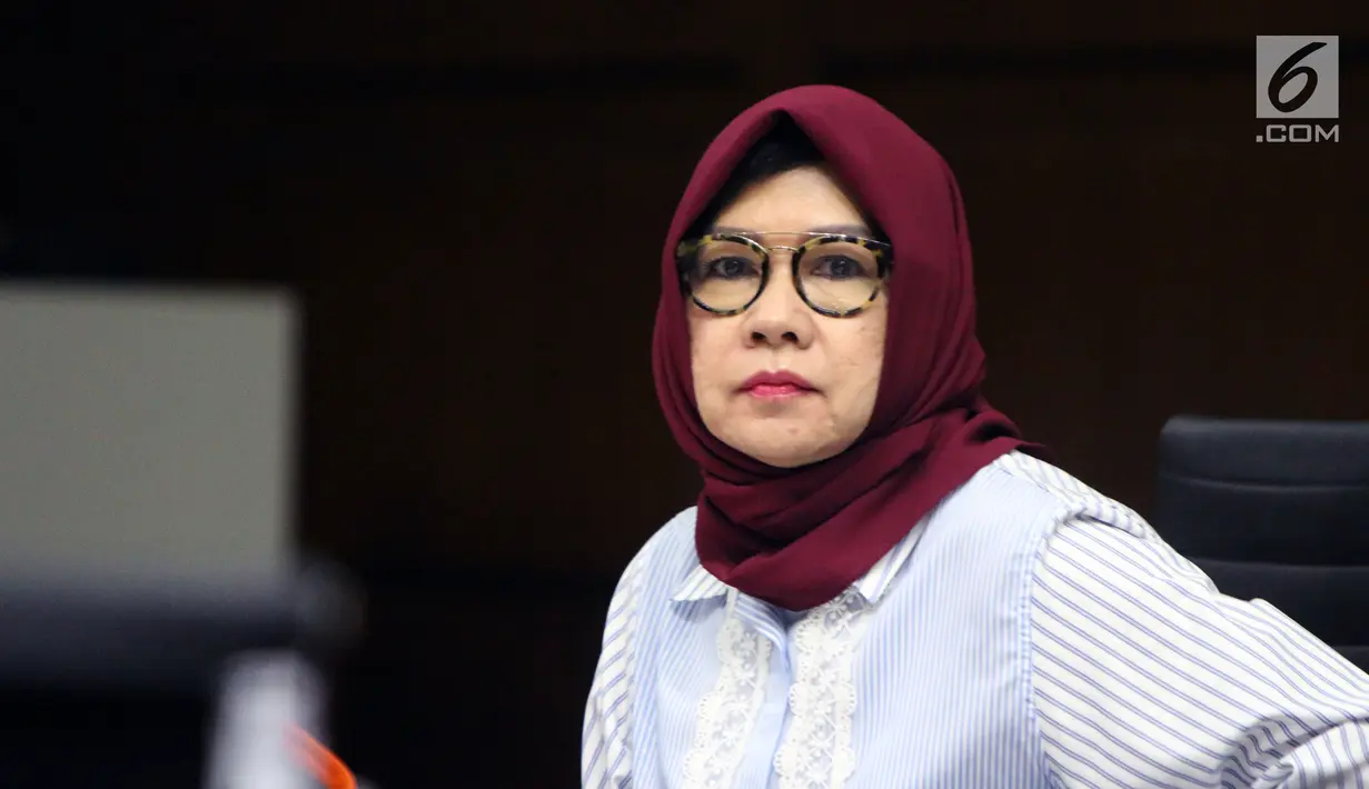 Mantan Dirut PT Pertamina (Persero), Karen Agustiawan saat menjalani sidang lanjutan pemeriksaan saksi-saksi di Pengadilan Tipikor, Jakarta, Kamis (2/5/2019). Sebelumnya, Karen didakwa terlibat dugaan korupsi investasi perusahaan di Blok BMG Australia tahun 2009. (Liputan6.com/Helmi Fithriansyah)