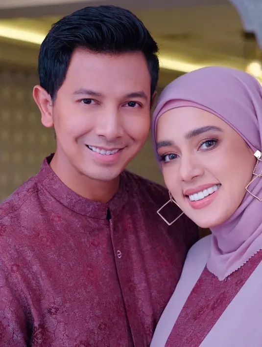 Saat itu Fairuz sudah memiliki satu anak, King Faaz dari pernikahan yang sebelumnya bersama Galih Ginanjar. [foto: instagram/sonnyseptian]