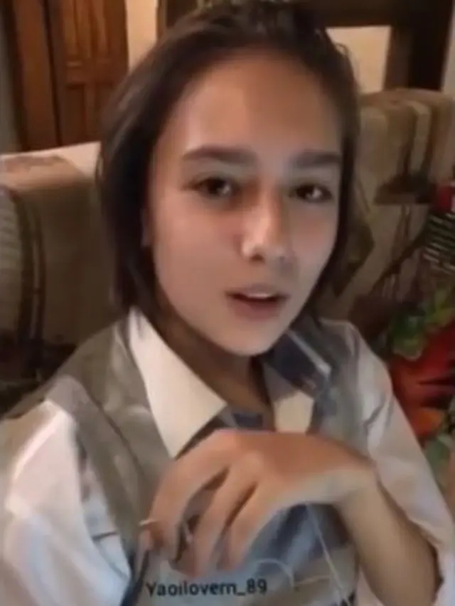 Viral di Media Sosial, Ini 5 Potret Misha Cowok Cantik yang Curi Perhatian Netizen