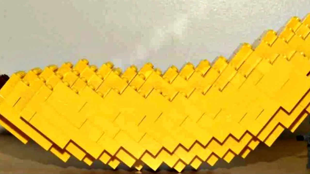Karya 'Pisang' Lego Ditemukan Kembali *FOTO