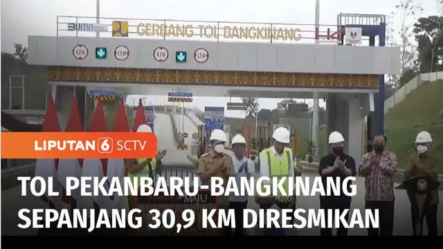 Presiden Joko Widodo pada Rabu (04/01) siang, meresmikan ruas tol Pekanbaru-Bangkinang. Jalan tol ini nantinya akan menghubungkan Provinsi Riau dengan Sumatera Barat.