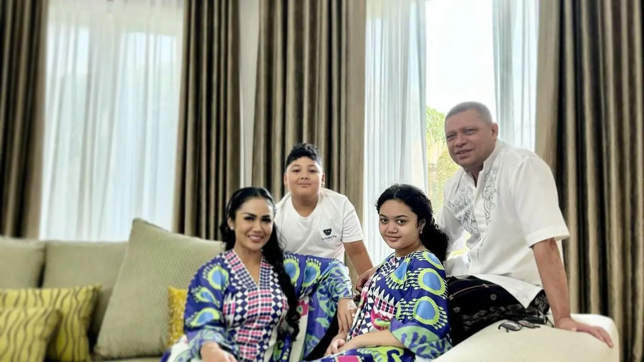 Potret Rumah Krisdayanti dan Raul Lemos yang Megah Bak Istana, Ditaksir Capai Nilainya Capai Rp10 Miliar