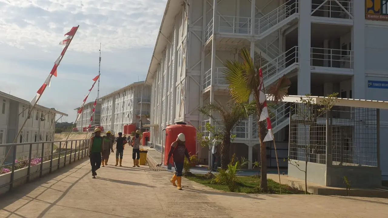 Kementerian Pekerjaan Umum dan Perumahan Rakyat (PUPR) memanfaatkan inovasi teknologi modular volumetrik Mobile Box (Mobox) dari PT Adhi Karya Tbk untuk pembangunan di IKN. (Foto: Kementerian PUPR)