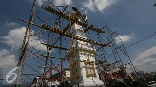 20160629- Jelang Lebaran Tugu Yogya Direnovasi- Boy Harjanto