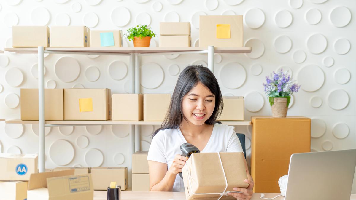 Komisi Mulai 2% dan Nggak Ada Biaya Aneh-Aneh, Ini Alasan Seller Harus Segera Buka Toko Online di Blibli