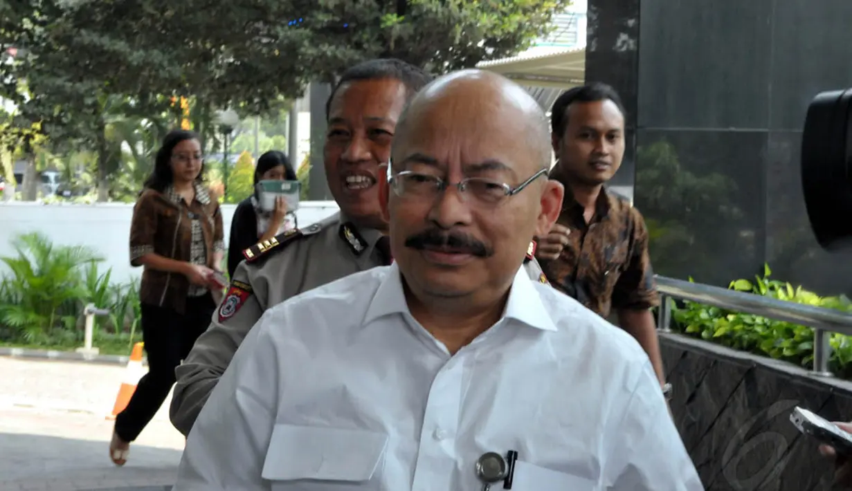 Sebelumnya dalam sidak di bandara Soekarno Hatta Tangerang, KPK mengamankan 18 orang, di antaranya oknum Polri dan TNI Angkatan Darat, terkait dengan penyediaan pelayanan publik untuk TKI. (Liputan6.com/Panji Diksana)