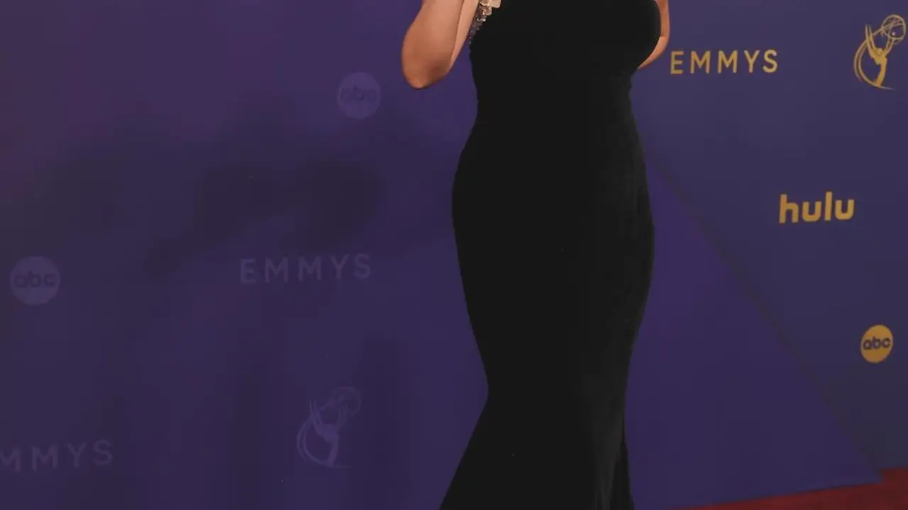 selena fashion
