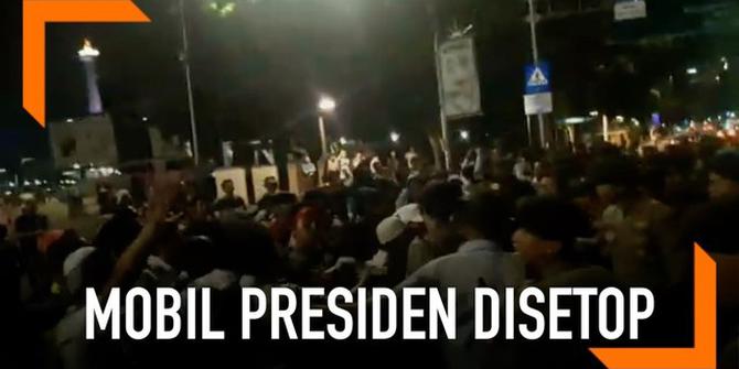 VIDEO: Demonstran Hentikan Mobil Presiden Jokowi