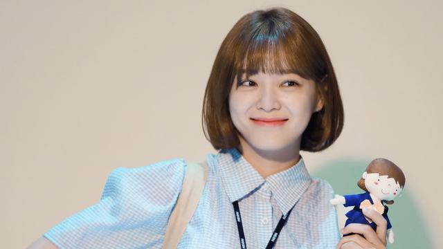 Kim Sejeong (Foto: Instagram/@official_kimsejeong)