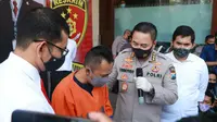 Polda Jatim Ringkus Satu Muncikari saat Bongkar Prostitusi Berkedok Tempat Karaoke