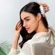 Rambut yang kering bukan hanya terasa kasar dan kusut, tapi juga lebih mudah patah, sulit diatur, dan cenderung kehilangan kilaunya. (foto/dok: freepik)