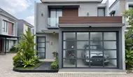 10 Model Pintu Garasi Minimalis untuk Rumah Kecil, Bikin Fasad Mewah