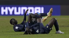 Salah satu tim unggulan di Piala Dunia U-20 2023, Prancis harus tersingkir lebih awal di fase grup meski pada laga terakhir Grup F mampu menang 3-1 atas Honduras di Unico Diego Armando Maradona Stadium, La Plata, Argentina, Senin (29/5/2023) dini hari WIB. Hanya mengemas tiga poin, setelah dua laga sebelumnya kalah dari Korea Selatan dan Gambia, Prancis tidak termausk dalam 4 tim peringkat ketiga terbaik. Alan Virginius dkk hanya menempati peringkat ke-5, kalah selisih gol dari Slovakia dan Tunisia di peringkat ke-3 dan 4. (AFP/Juan Mabromata)
