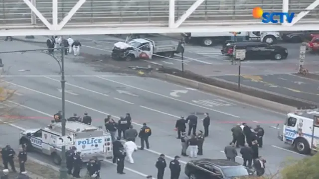 Teror Truk Seruduk Pejalan Kaki Tewaskan 8 Orang di New York