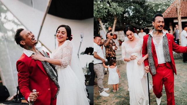 Penuh Kebahagiaan Ini 7 Momen Resepsi Pernikahan Jerinx Sid Dan Nora Alexandra Hot Liputan6 Com