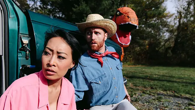 Butuh Inspirasi Foto Pre-wedding? Foto Pasangan Ini Bisa Jadi Referensi