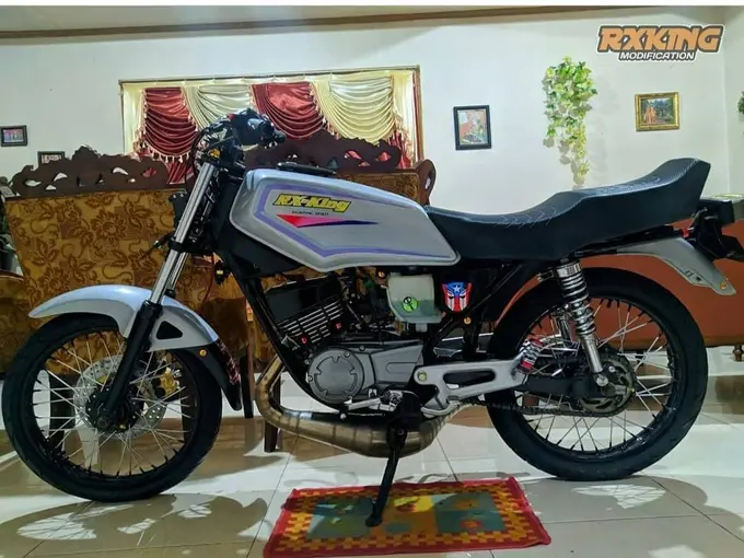15 Potret Modifikasi RX King, dari Yang Simple sampai Hedon! - Galeri