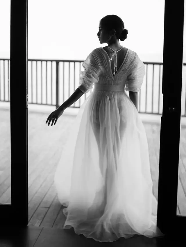 Potret Anggun Maudy Ayunda di Resepsi Pernikahan