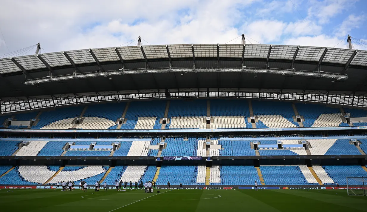 Real Madrid akan bertarung melawan Manchester City di Stadion Etihad  pada leg kedua semifinal Liga Champions 2022/2023.   (AFP/Oli Scarff)