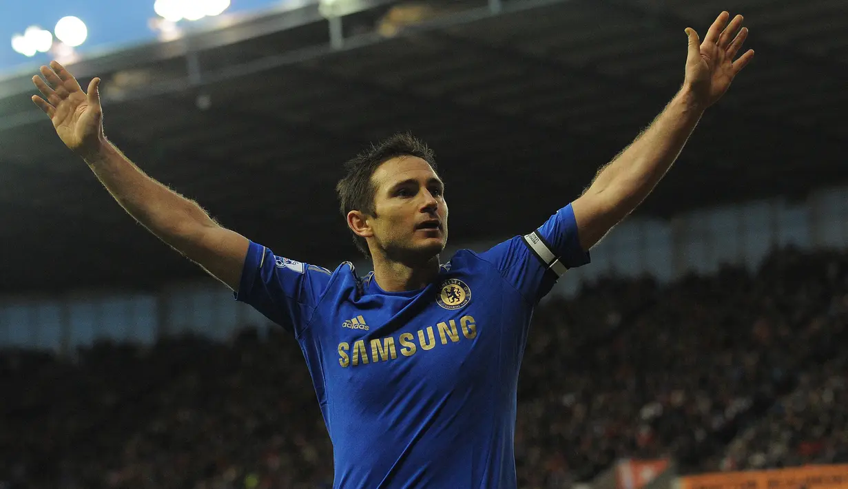 Frank Lampard. Gelandang Inggris berusia 43 tahun yang pensiun bersama New York City pada Februari 2017 ini total mencetak 177 gol di Liga Inggris. Seluruh gol dicetak saat memperkuat West Ham, Chelsea dan Manchester City dalam 20 musim, mulai 1995/1996 hingga 2014/2015. (AFP/Andrew Yates)