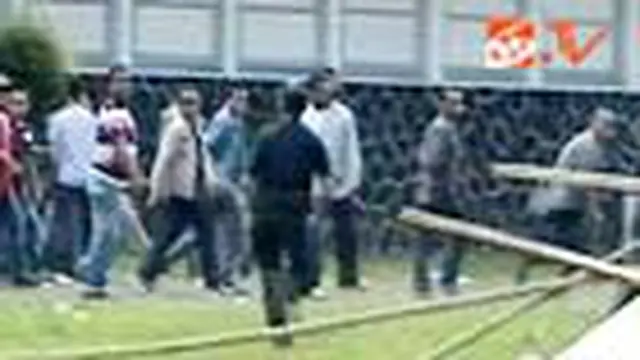 Sengketa Lahan di Bandung Berujung Bentrokan