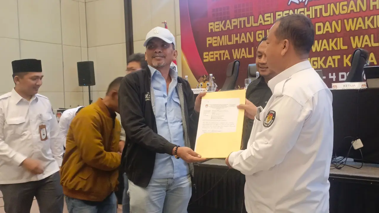 Komisi Pemilihan Umum (KPU) Kota Depok telah mengumumkan hasil rapat pleno penghitungan suara untuk pemilihan gubernur dan wakil gubernur, serta Wali dan Wakil Wali Kota Depok.