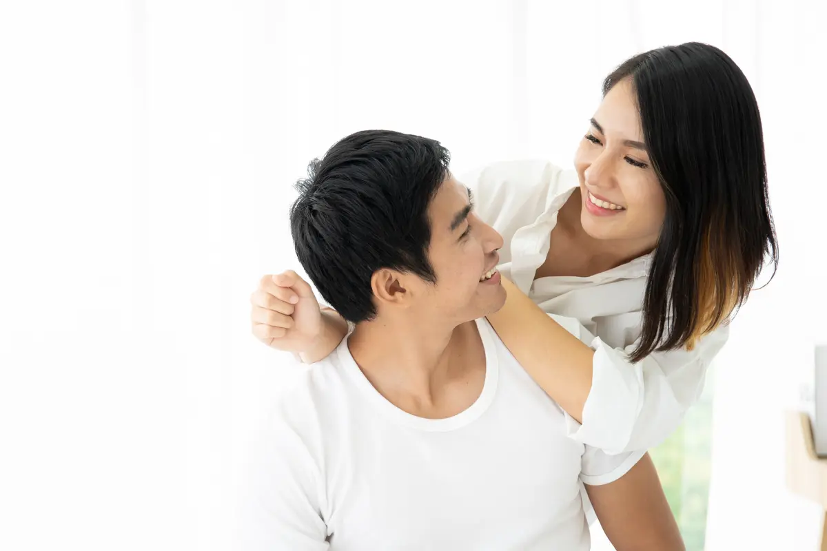 perempuan dan pasangan 25 agustus cinta makin kuat