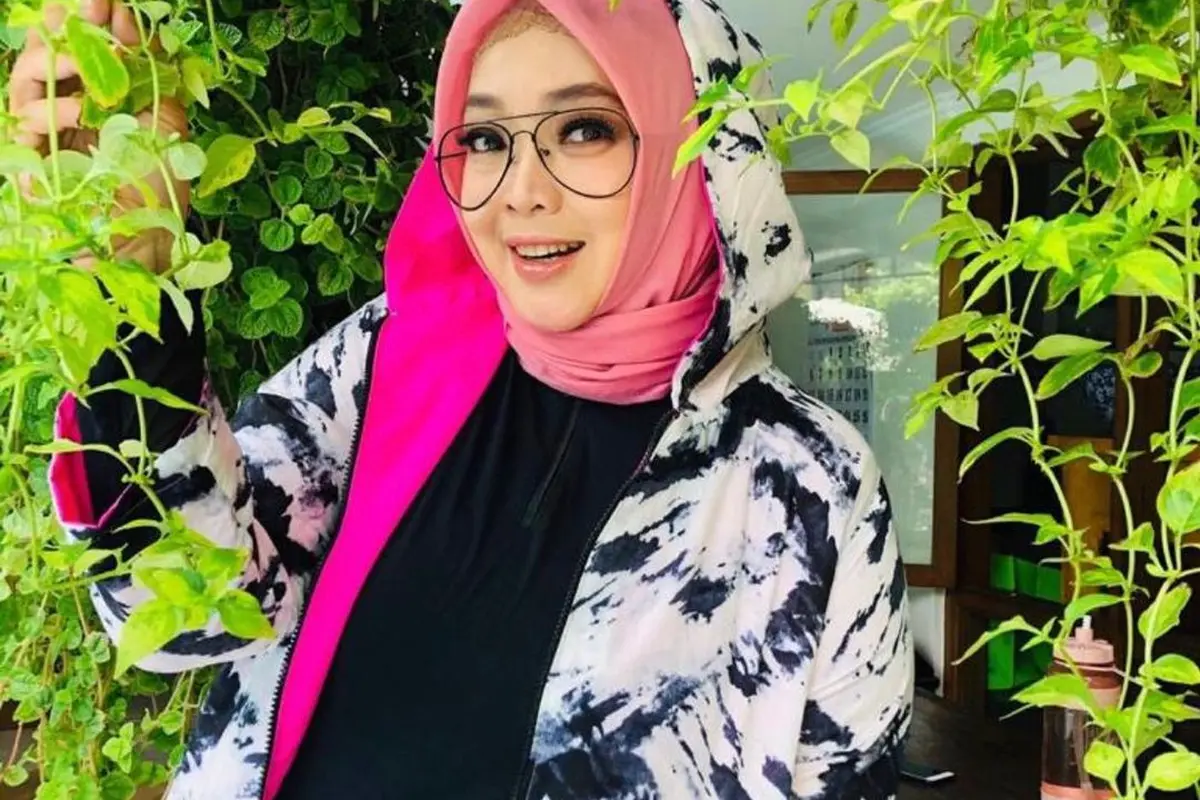 7 Potret Terbaru Rina Gunawan, Sukses Turunkan Berat Badan Hingga 30 Kg