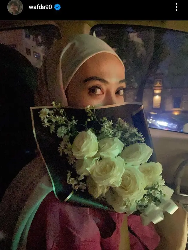7 Prewedding Wafda Saifan dan Kekasih yang Seorang Dokter Ini Curi Perhatian