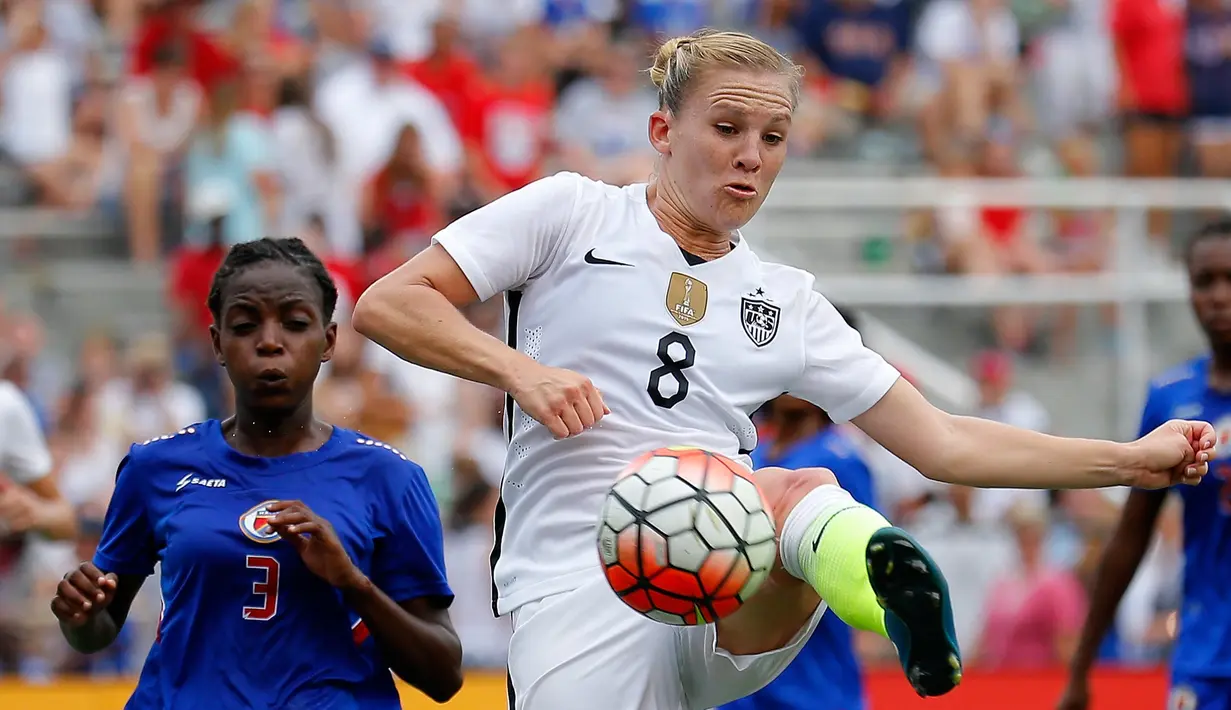 8. Amy Rodriguez. (AFP/Kevin C. Cox/Getty Images)