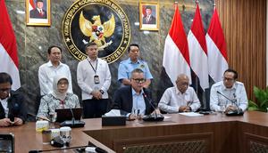 Ketua Bidang Diplomasi dan Komunikasi Publik, Satgas Penanganan Cs-137, Bara Krishna Hasibuan saat konferensi pers, Rabu (12/11/2025). (Foto: Liputan6.com/Arief RH)