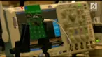 Peneliti di Universitas Washington, AS meluncurkan prototipe telepon seluler tanpa baterai. VOA