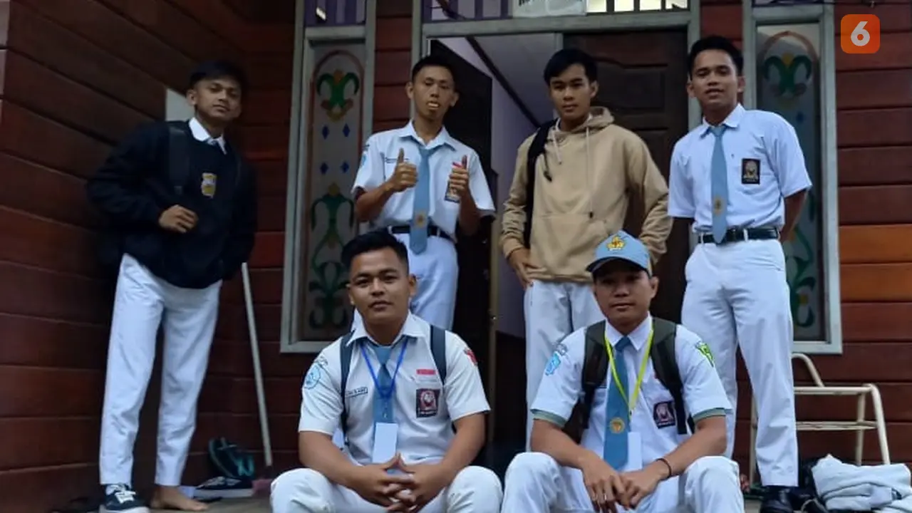 Siswa SMA Long Bagun