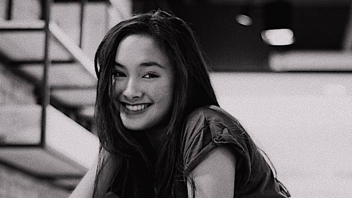 Ubah Pola Pikir Jadi Cara Caitlin Halderman Lawan Rasa Insecure - Photo ...