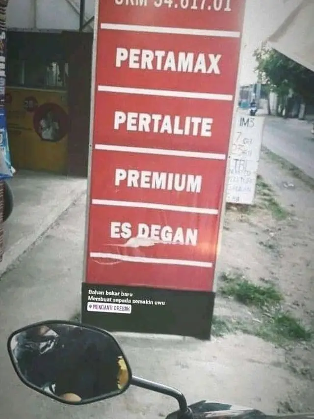 6 Spanduk Jual Bensin Ini Unik Banget, Bikin Ngakak