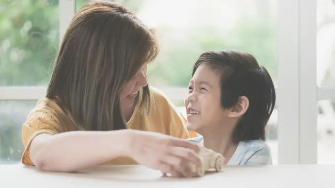 Langkah Mudah Kenalkan Jenis-Jenis Kendaraan dan Bahan Bakarnya Kepada Anak