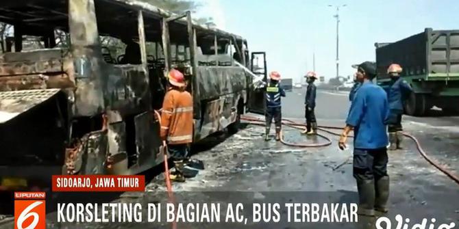 Diduga Korsleting, Bus Jurusan Surabaya-Probolinggo Terbakar