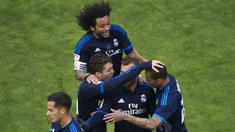 Video highlights La Liga antara Rayo Vallecano melawan Real Madrid yang yang berakhir dengan skor 2-3, Sabtu (23/4/2016). Dua gol Gareth Bale dan satu gol Lucas Vazquez berhasil mengejar ketertinggalan Real Madrid sejak menit ke-14.